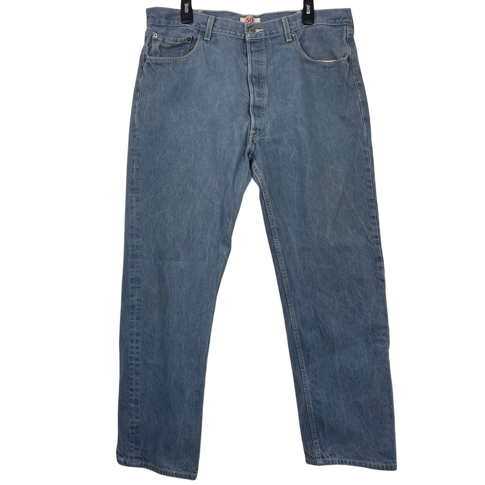 Levi's 501 Straight Button Fly 40x34 (Actual 32) Medium Wash Denim Blue Jeans